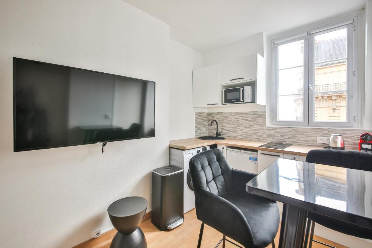 43#studio 2pers#sevres-lecourbe#necker Appartement