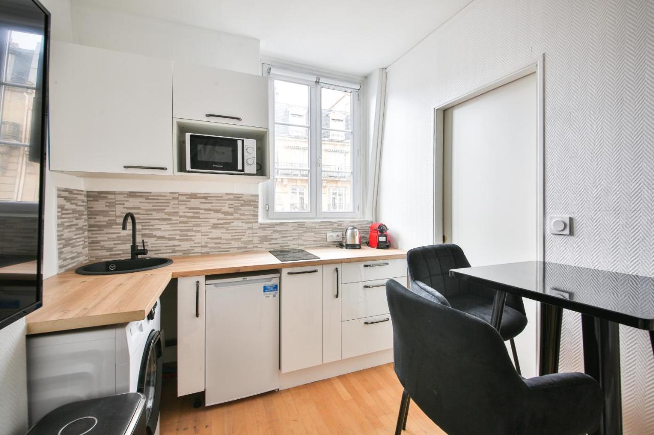 Apartment 43#studio 2pers#sevres-lecourbe#necker Paris
